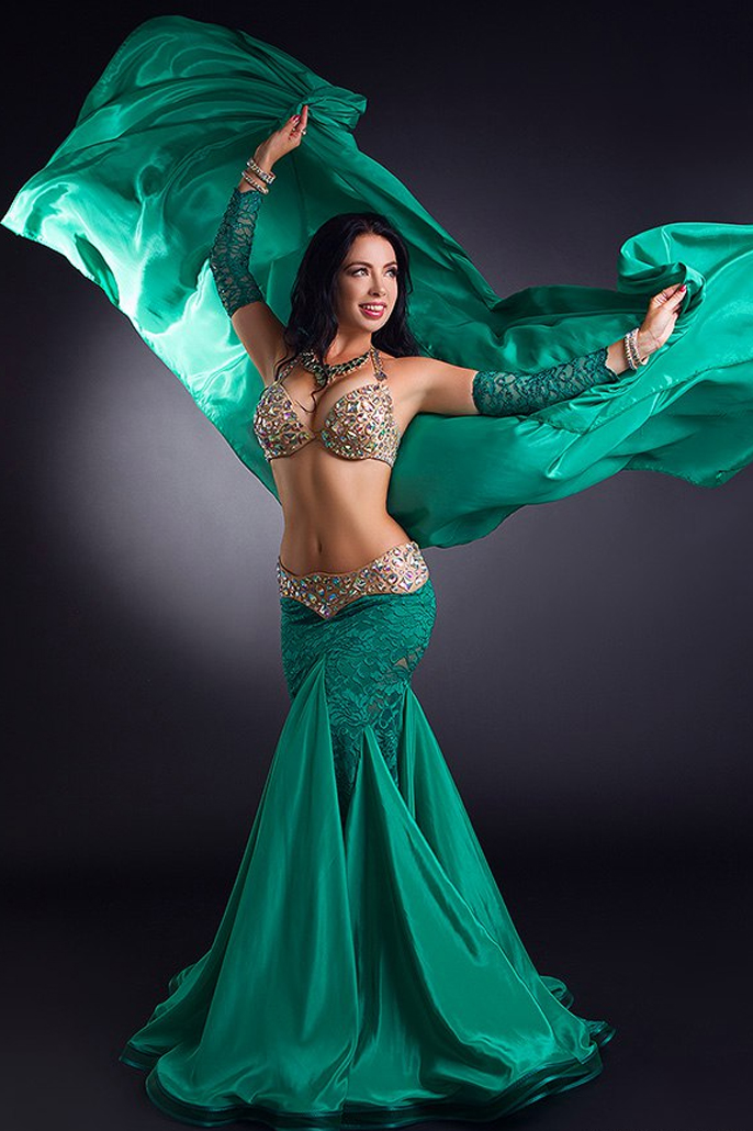 Belly dancer Belly dancer