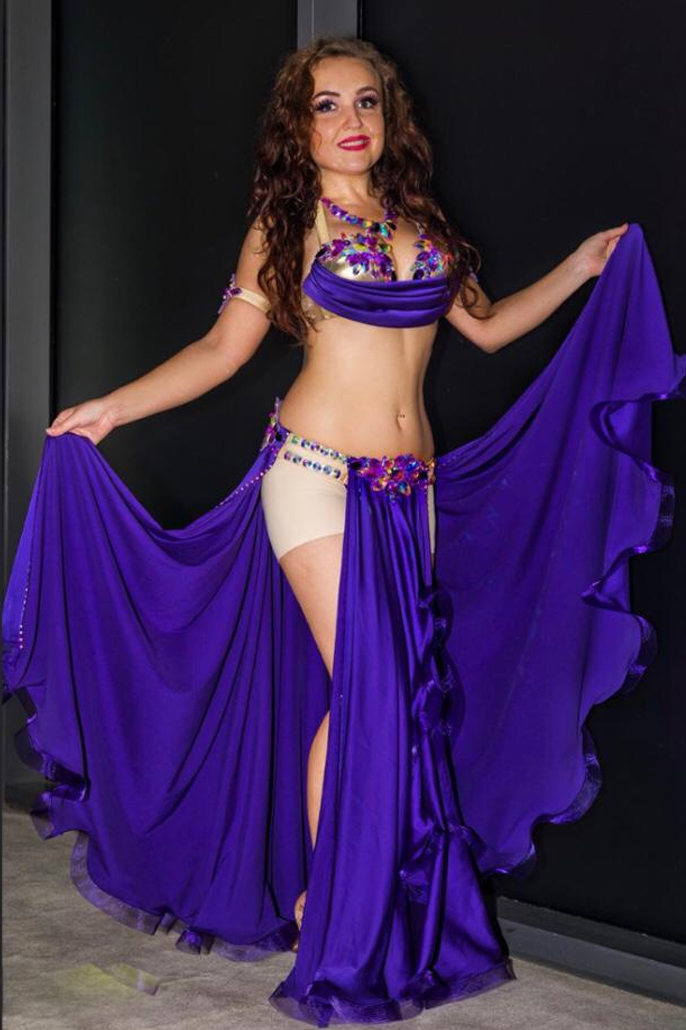 Belly dancer Belly dancer