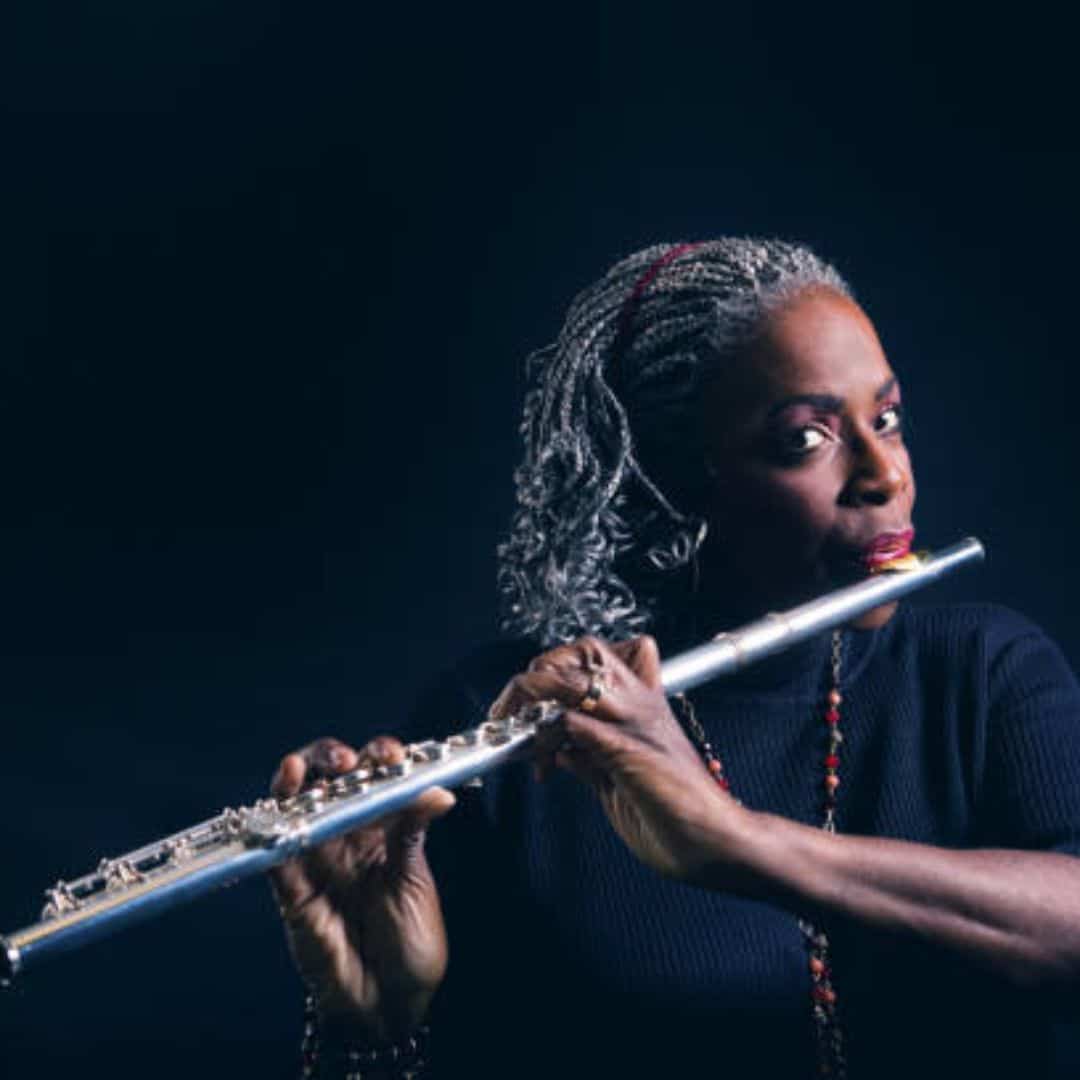 Hire Female Jazz Flute Player in Dubai and Abu Dhabi!